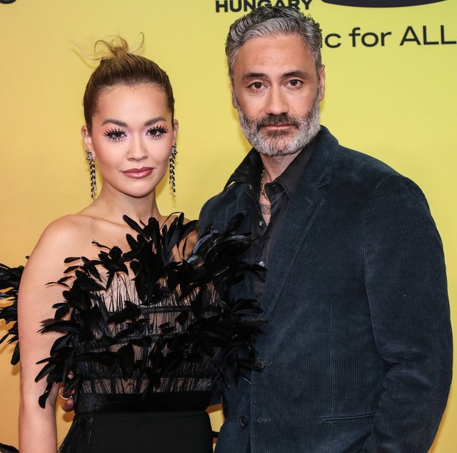 Rita Ora  Taika Waititi ile gizlice evlendiğini açıkladı