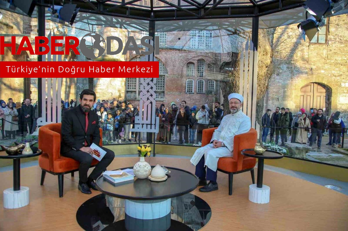 Diyanet İşleri Başkanı Erbaş TRT 1de Ramazan Sevinci programına katıldı