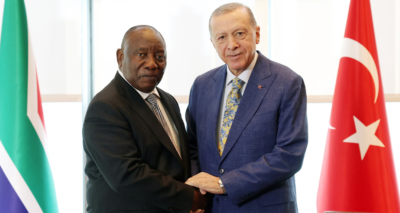 Cumhurbaşkanı Erdoğan Güney Afrika Cumhurbaşkanı Ramaphosa ile bir araya geldi