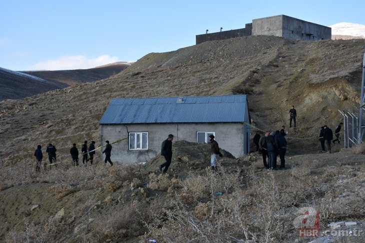 SON DAKİKA Hakkari de katliam gibi olay Eşi ile doktor yeğenini öldürüp intihar etti