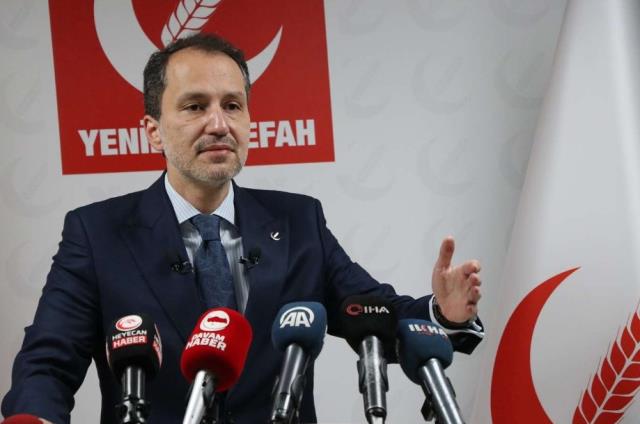 AK Parti den Yeniden Refah Partisi ne mesaj  Erbakan ın yeri Cumhur İttifakı nın yanıdır