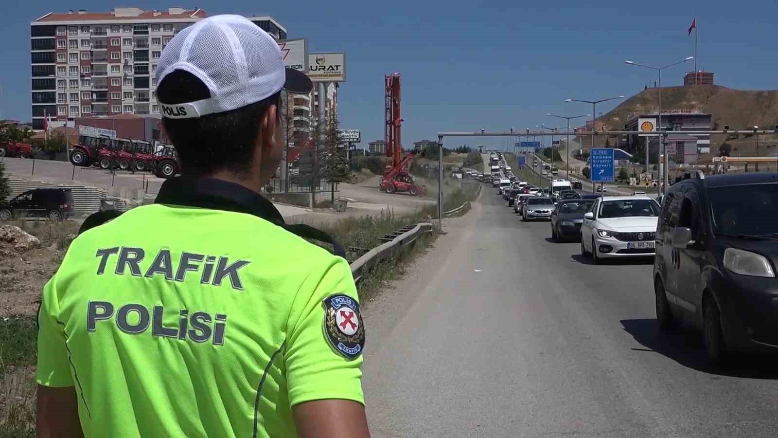 43 ilin geçiş güzergahı Kırıkkalede 1 haftalık trafik denetimi bilançosu 13 milyon lira ceza