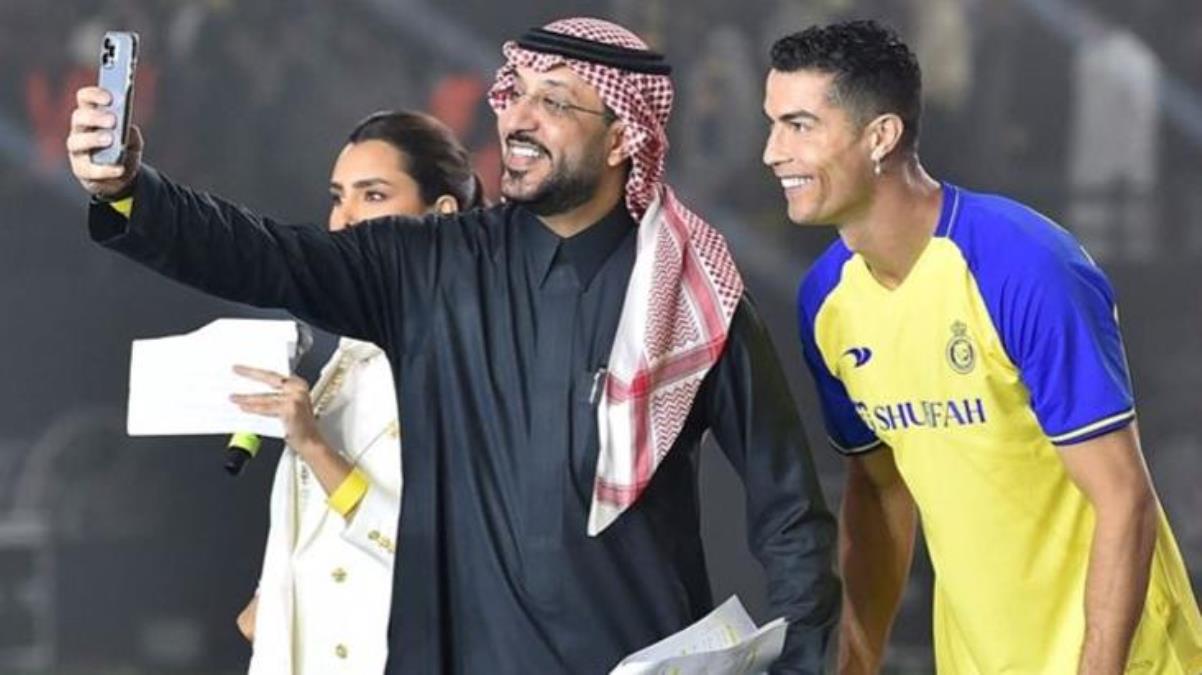 Al Nassr Ronaldo yu bırakmak istemiyor  Yaptıkları son teklif dünya gündeminde