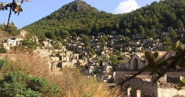 Fethiye Belediyesine rüşvet operasyonu Kaçak inşaatlar için kamyon başına rüşvet almışlar