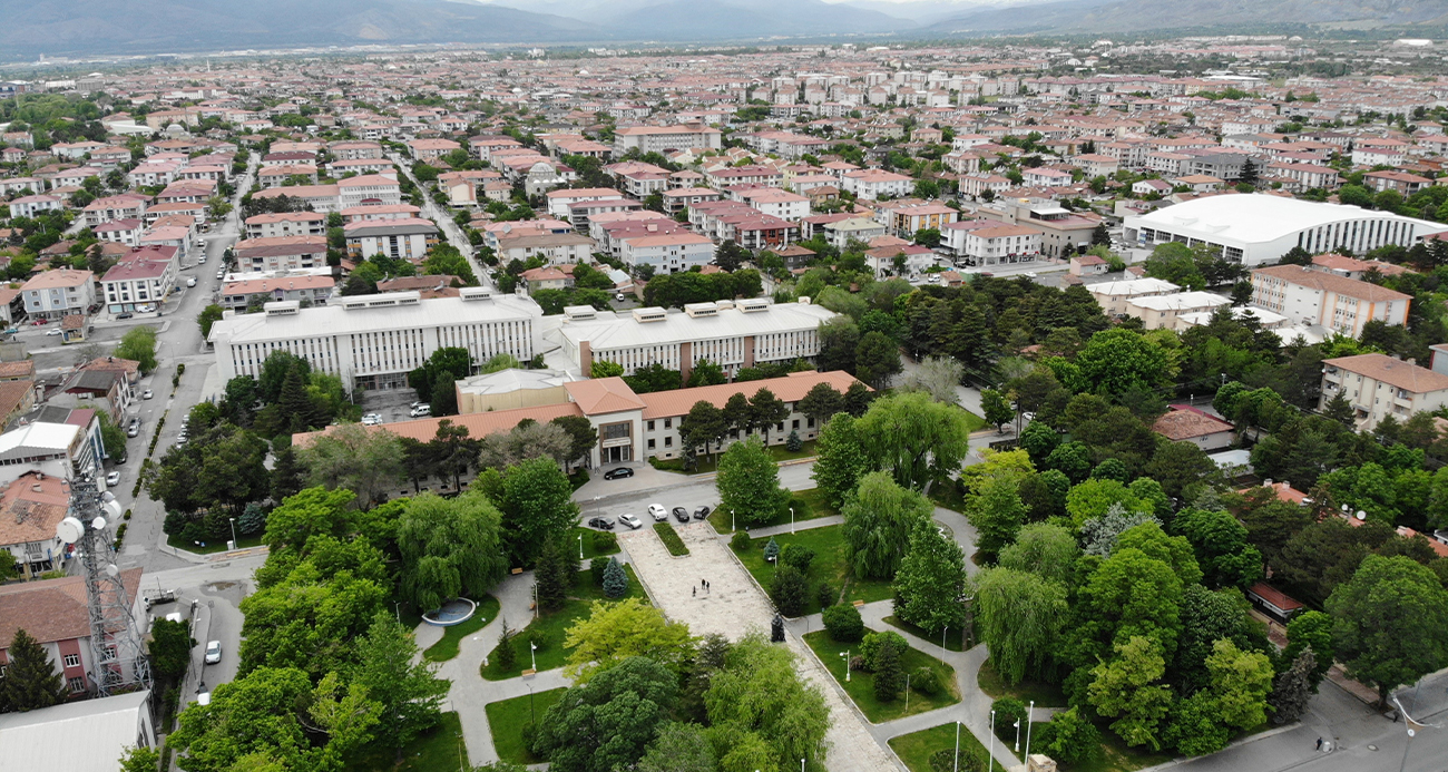 Erzincanda 2 8 büyüklüğünde deprem korkuttu